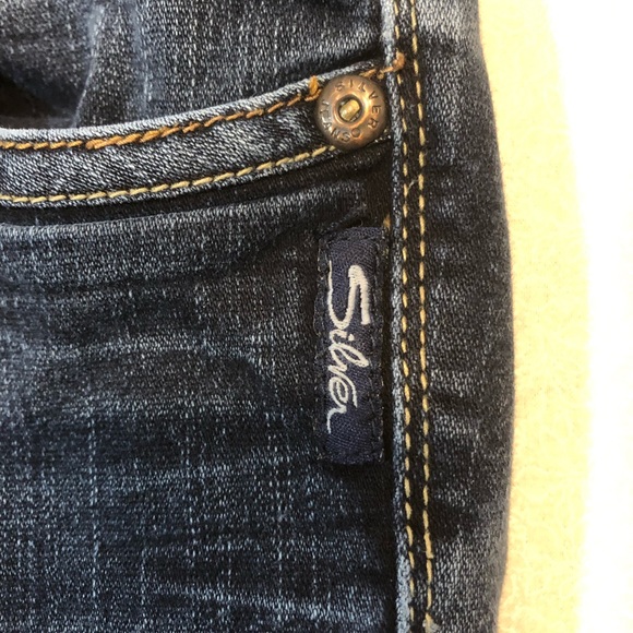 Silver Jeans - Picture 3 of 7